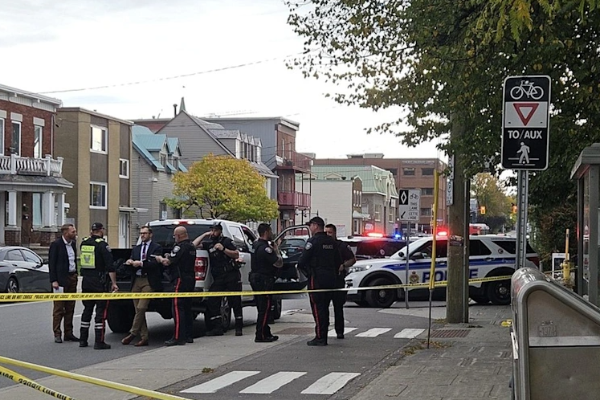 பிரான்சில் வேண்டுமென்றே மக்கள் கூட்டத்துக்குள் காரை செலுத்திய நபர்: 10 பேர் வரை காயம் | Car Plough To Crowd Driver Shout Allahu Akbar பிரான்சில் வேண்டுமென்றே மக்கள் கூட்டத்துக்குள் காரை செலுத்திய நபர்: 10 பேர் வரை காயம் | Car Plough To Crowd Driver Shout Allahu Akbar