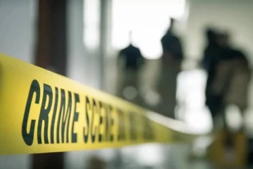 பெண்ணொருவரை கத்தியால் குத்திவிட்டு தப்பியோடிய நபர்!