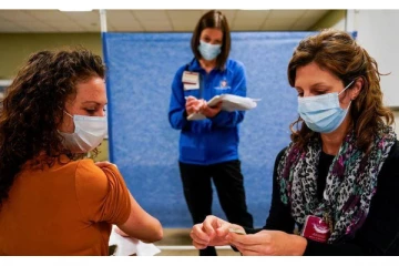 கொரோனா தடுப்பூசி போட்டுக் கொண்டால் 100 டொலர் பரிசு வழங்கப்படும்! அதிகாரப்பூர்வ அறிவிப்பு