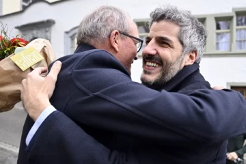 சுவிஸ் செனேட் தேர்தல்: சுவிட்சர்லாந்தில் புலம்பெயர்தல் எதிர்ப்புக் கொள்கைக் கொண்ட கட்சிக்கு பின்னடைவு