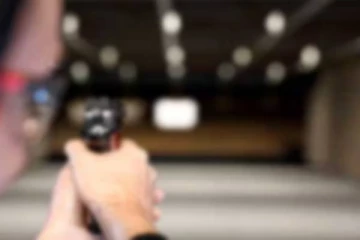 ஈரானில் ராணுவ  கர்னல் சுட்டுக் கொல்லப்பட்டார்