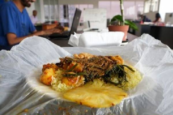பொலித்தீன் தொழிற்சாலை சுற்றிவளைப்பு! | Substandard Bribes Of More Than Two Tones