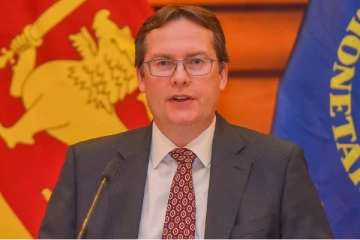 வரவு - செலவு திட்டத்தை நிறைவேற்றுவதில் அரசாங்கத்திடம் imfஇன் செயற்திட்டத்தலைவர் வலியுறுத்து