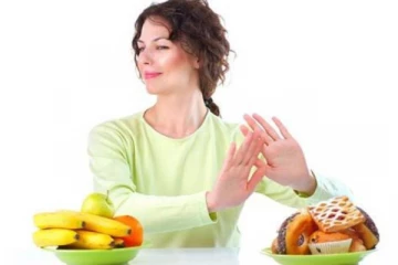 காலையில் இந்த உணவுகளை சாப்பிடவே கூடாது! மீறி சாப்பிட்டால் ஏற்படும் விளைவுகள் இவைதான்