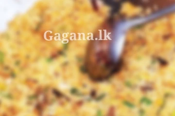 ආසාවෙන් කෑම එකක් කන්න යන්නත් දෙපාරක් හිතන්න වෙයි වගේ?. බලන්නකෝ වෙලා තියෙන දෙය..