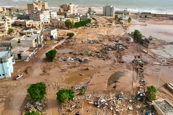லிபியாவில் ஏற்பட்ட வெள்ளத்தில் 10 ஆயிரம் பேர் மாயம் | Floods In Libya Kill 10000 People