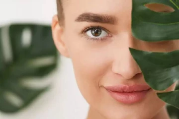 பளிச்சென்ற முகத்திற்கு வந்தாச்சு ஒயிட்டிங் ஆயில்...இரவில் வெறும் இரண்டு சொட்டு போதும்