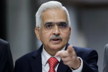 ஷாக்.. 2 பிரபல வங்கியின் உரிமத்தை ரத்து செய்த ரிசர்வ் பேங்க் - என்ன காரணம்?