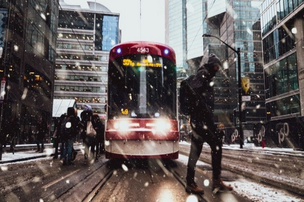 கனடாவில் பனிப்புயல் குறித்து எச்சரிக்கை | Significant Snowstorm Is Heading For Ontario