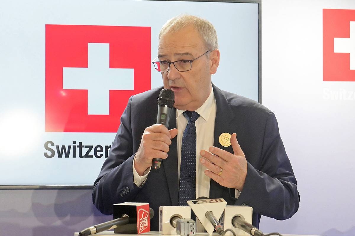 சுவிஸ் ஜனாதிபதியின் இடத்துக்கு எட்டு பேர் போட்டி | 8 Candidates In Race To Swiss Federal Council சுவிஸ் ஜனாதிபதியின் இடத்துக்கு எட்டு பேர் போட்டி | 8 Candidates In Race To Swiss Federal Council