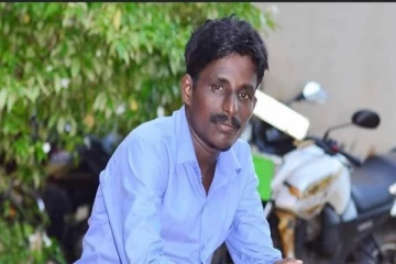 மட்டக்களப்பில் உயிரிழந்த இளம் ஊடகவியலாளரின் உடல் நல்லடக்கம் (Photos)