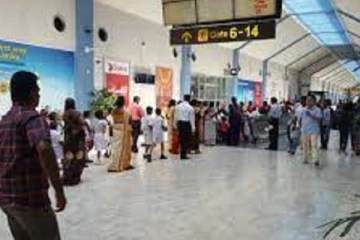வெளிநாட்டிலிருந்து வந்தவர் விமானநிலையத்தில் கைது