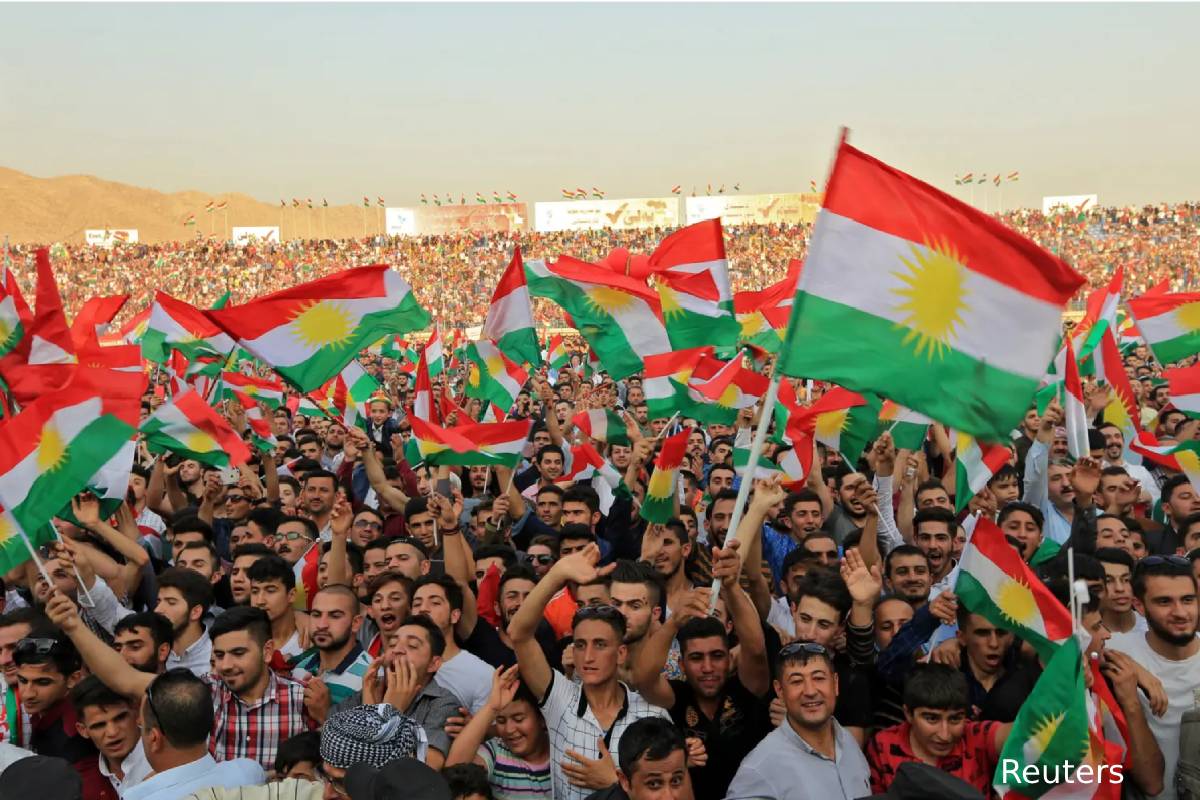 ஈரானில் ஆட்சி மாற்றத்திற்கு குர்திஷ் மக்களுக்கு ஆயுதமளிக்கும் அமெரிக்கா - முழு விவரம் | Cim Arming Kurdish To Regime Change In Iran