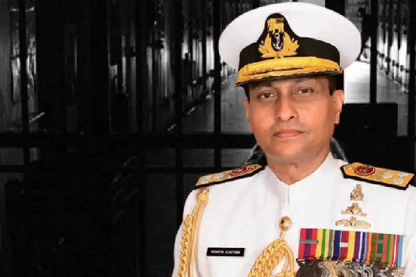 கைது அச்சம்: மகாநாயக்க தேரர்களிடம் தஞ்சமடைந்த முன்னாள் எம்.பிக்கள் | Fear Of Arrest Former Mps Seek Mahanayake Theros
