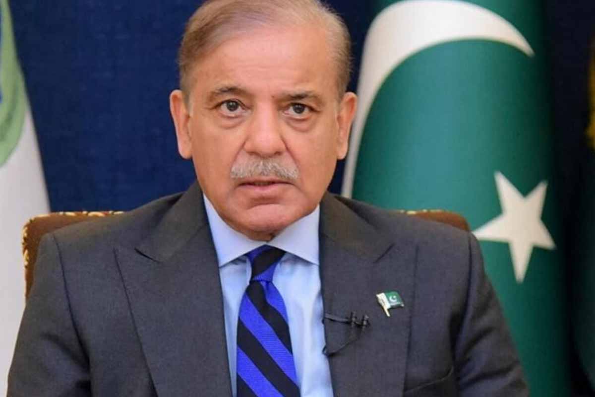 எரிபொருள் தட்டுப்பாடு: பாகிஸ்தானில் 2 வாரங்களுக்கு பள்ளிகளுக்கு விடுமுறை | Pakistan School Closes For 2 Weeks