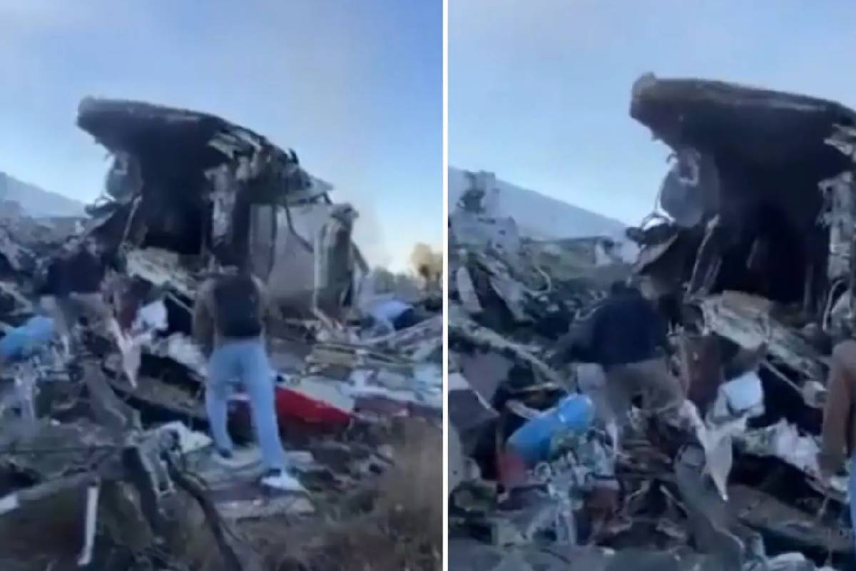 ஸ்பெயினில் இரு அதிவேக தொடருந்துகள் மோதி கோர விபத்து | 2 High Speed Train Collide Spain 10 People Kill ஸ்பெயினில் இரு அதிவேக தொடருந்துகள் மோதி கோர விபத்து | 2 High Speed Train Collide Spain 10 People Kill
