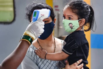 "இன்னும் 6 வாரங்களில் 3-வது அலை இந்தியாவை தாக்கும்" - எய்ம்ஸ் தலைமை மருத்துவர் எச்சரிக்கை