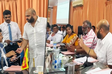 வீர வசனங்களை பேசாமல் தீர்வுகளை வழங்குங்கள்: பிள்ளையான் - சாணக்கியன் இடையே வாக்குவாதம்