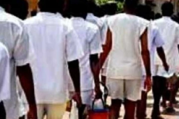 சிறைகளிலுள்ள கைதிகளில் 80 வீதமானோர் போதைப்பொருளுக்கு அடிமையானவர்கள்: விஜயதாஸ ராஜபக்ச