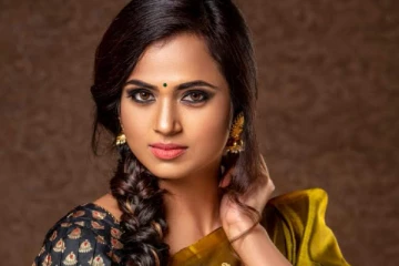 இணையத்தில் செம்ம சென்சேஷ்னல் ஆன ரம்யா பாண்டியன் போட்டோஷுட், இதோ!