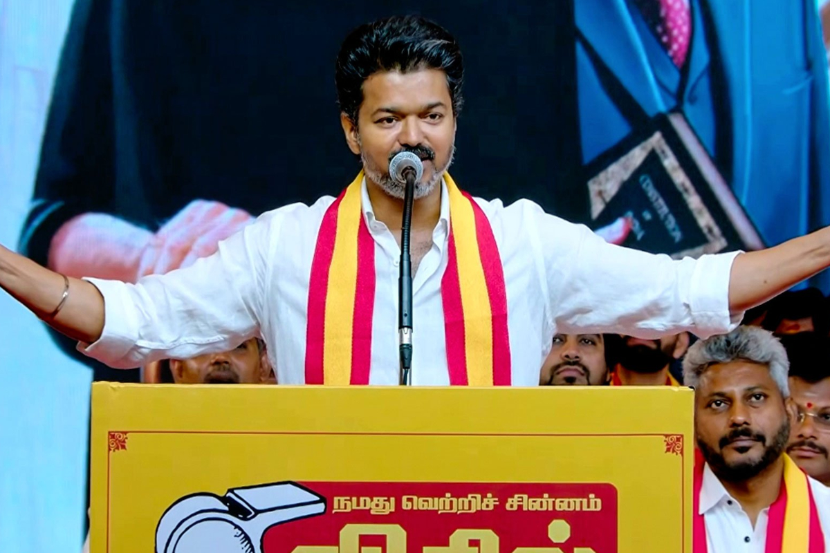 கோடிகளில் புரண்ட விஜய்..! நாளை தமிழக முதலமைச்சரானதும் பெறப்போகும் சம்பளம் - சலுகைகள்! | Salary Will Vijay Receive Becomes Cm Tamil Nadu