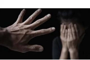 பாத்ரூம் சென்ற மாணவி..பாலியல் வன்கொடுமை செய்த சைக்கோ- நடுங்க வைக்கும் கொடூரம்!