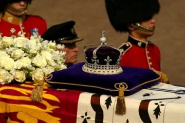 இந்தியா திரும்புமா கோஹினூர் வைரம்? கேள்விகளுக்கு முற்றுப்புள்ளி!