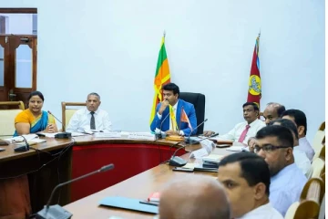 கிழக்கு மாகாணத்தின் கல்வி முன்னேற்றம் தொடர்பில் ஆளுநர் விசேட கலந்துரையாடல் (Photos)