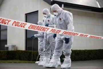 இரவில் கேட்ட அழுகுரல்... சடலமாக மீட்கப்பட்ட மூன்று சகோதரிகள்: தாயார் மீது சந்தேகம்