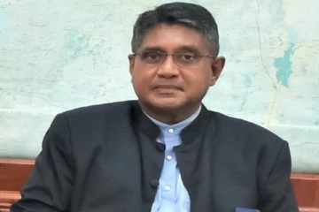 வட மாகாண ஆளுநருக்கு எதிரான வழக்கு தள்ளுபடி