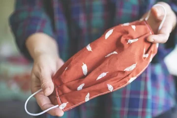 துணியால் ஆன முக கவசத்தை பயன்படுத்தலாமா? மீறினால் என்ன நடக்கும்?