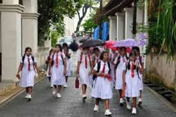 தொடரும் பொருளாதார நெருக்கடி- பட்டினியால் மயங்கி விழும் மாணவர்கள்! - ஐபிசி தமிழ்