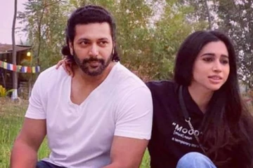 தனிமைப்படுத்தப்பட்ட நடிகர் ஜெயம் ரவி ! கிட்டே கூட வரமால் அவரின் மனைவி செய்த விஷயம்