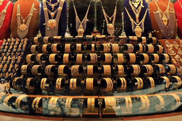 தங்கம் வாங்க ஆசையா! அப்போ இதுதான் சரியான நேரம்! | Want To Buy Gold Then It S The Right Time