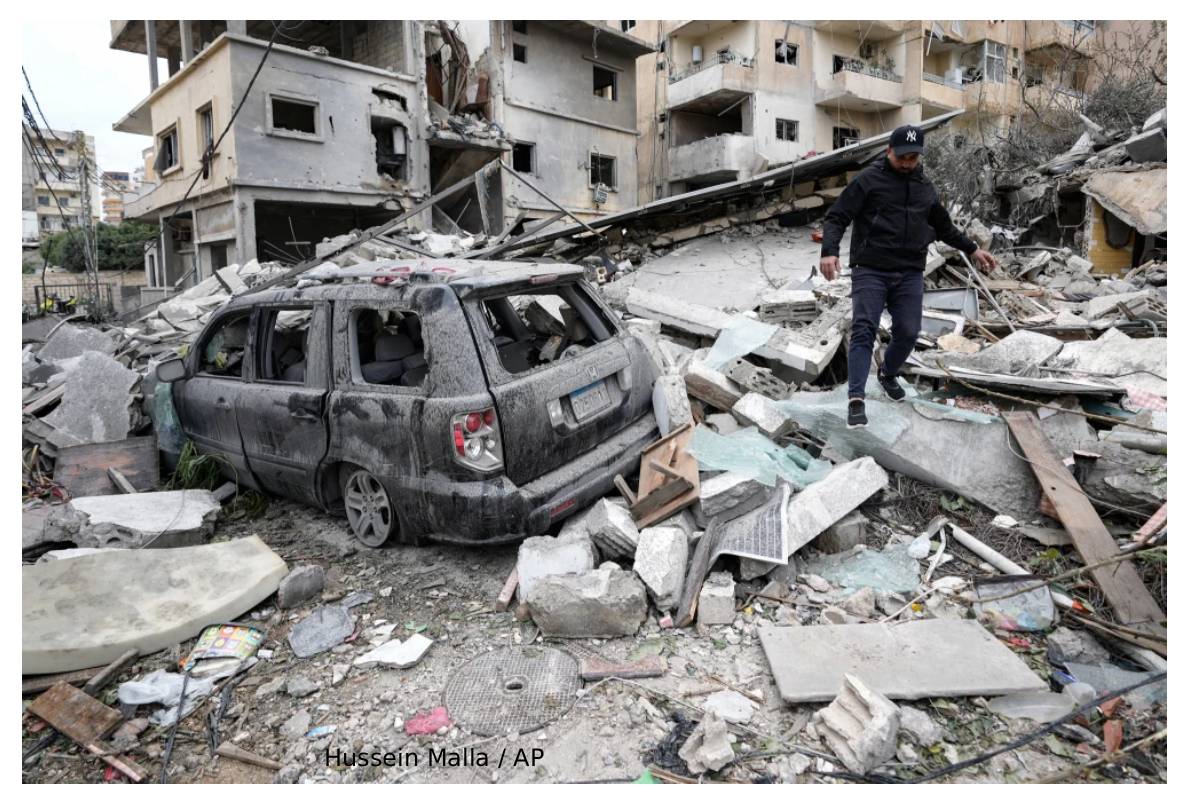 Benjamin Netanyahu says widen invasion of southern lebanon