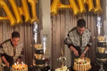 #HBD மஹி.. நள்ளிரவில் கேக் வெட்டிய  தோனி : வைரலாகும் வீடியோ