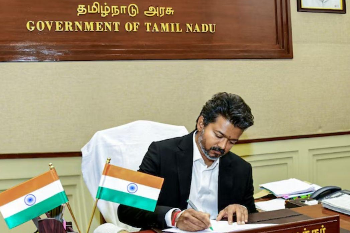 ஜெயலலிதா வரை நெருக்கமாக இருந்தவருக்கு பதவி..! மீண்டுமொரு சர்ச்சையில் சிக்கிய தமிழக முதலமைச்சர் | Cm Vijay Appoints Astrologer Radhan Pandit