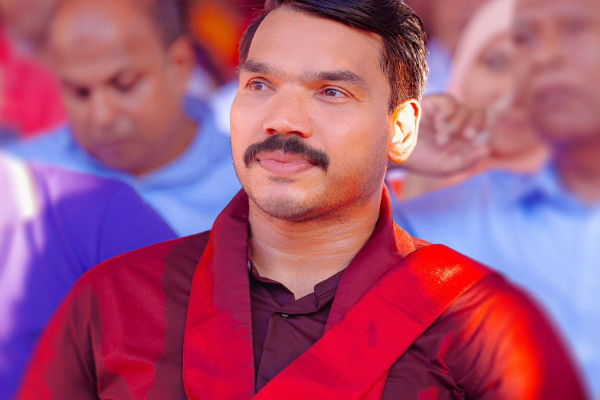 நாமல் அவசரமாக வெளிநாடு சென்றது ஏன்..! வெளியான தகவல் | Reason Behind Namal S Maldives Visit