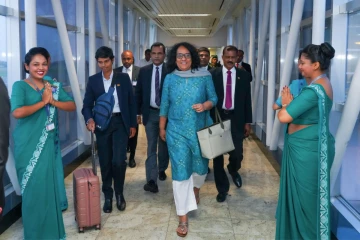 முன்னாள் கட்டார் நாட்டின் தலைவரின் இறுதிச்சடங்கில் பங்கேற்க பயணமானார் பிரதமர்