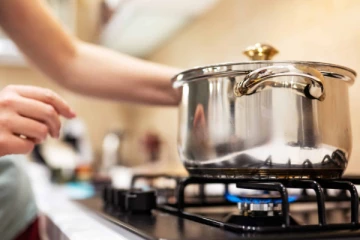 சமையல் எரிவாயு கசிவால் பெண் பலி; மட்டக்களப்பில் சம்பவம்