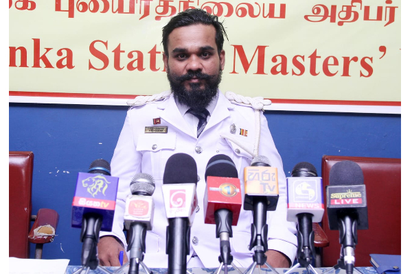 දුම්රිය ධාවනය කළ යුත්තේ සෞඛ්‍යාරක්ෂිතවයි....? | Srilanka Transprost