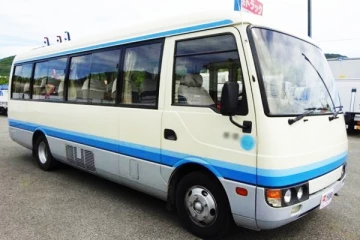 பணிப்புறக்கணப்பில் ஈடுபட்டுள்ள விமான நிலைய சொகுசு பேருந்து சாரதிகள்