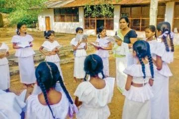 දහම් පාසල් දරුවන්ට විශේෂ දැනුවත් කිරිමක් මෙන්න...