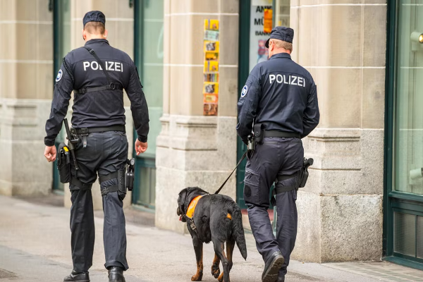 சுவிஸ் பொலிஸாரின் அதிரடி நடவடிக்கை! | Action Of The Swiss Police
