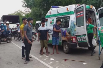 யாசகரை மோதித் தள்ளிவிட்டு மோட்டார் சைக்கிள் தப்பியோட்டம்