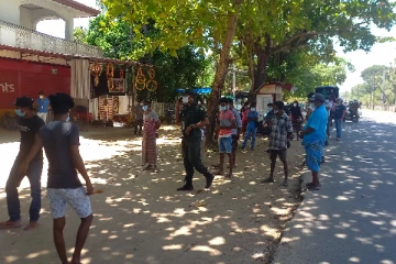 மட்டக்களப்பில் பொலிஸாரின் திடீர் நடவடிக்கை- இனம் காணப்பட்ட நபர்கள்!