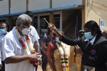 பெண்கள் சமூகமும் தலை நிமிரும் காலத்தை உருவாக்குவோம்! - அமைச்சர் டக்ளஸ் தேவானந்தா