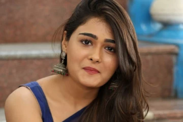 நடிகை ஷாலினி பாண்டேவா இது..! என்ன இப்படி ஆகிட்டாங்க..