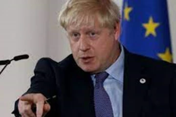 தஞ்சமடையும் அகதிகளை அவுஸ்திரேலியா பாணியில் வேறொரு நாட்டுக்கு அனுப்பும் இங்கிலாந்து