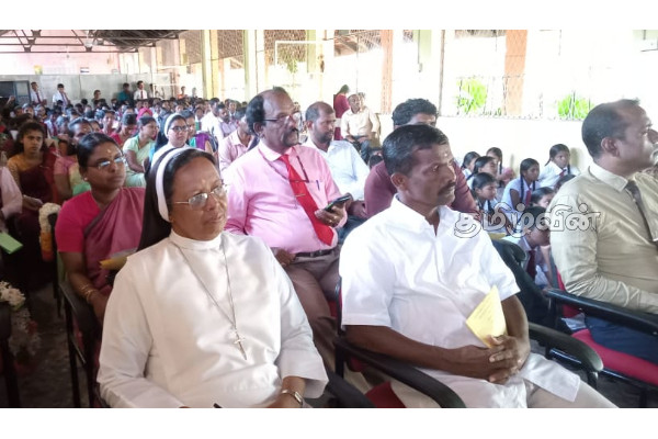 தமிழ் சமூத்தை அழிக்கும் செயற்பாட்டில் ஹரீஸ் செயற்படுகின்றார்: தவராசா கலையரசன் குற்றச்சாட்டு (Photos) | Haris Destroying The Tamil Community Of Amparai